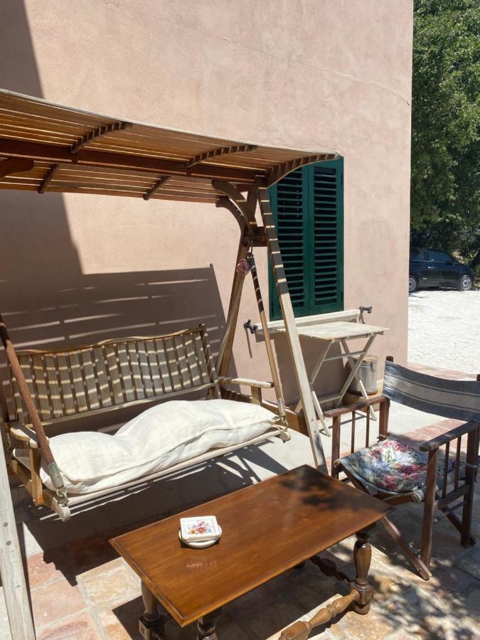 Casale Cialifone Villa Alanno Buitenkant foto